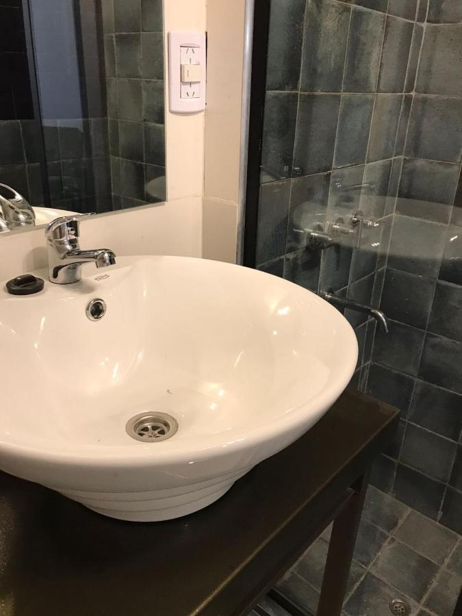 Monoambiente En Zona Residencial Leilighet Mendoza Eksteriør bilde
