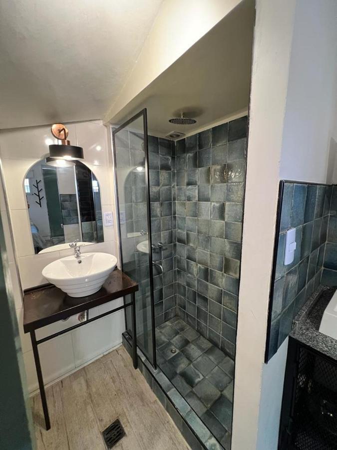 Monoambiente En Zona Residencial Leilighet Mendoza Eksteriør bilde