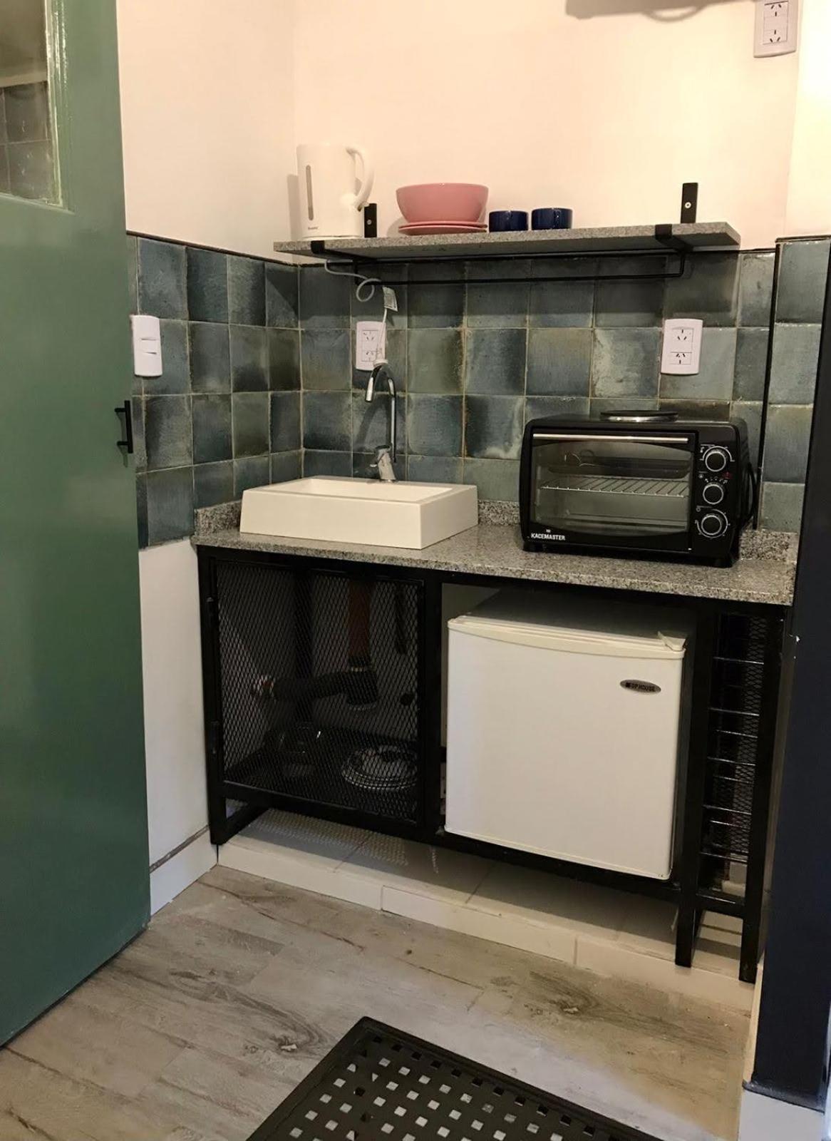 Monoambiente En Zona Residencial Leilighet Mendoza Eksteriør bilde